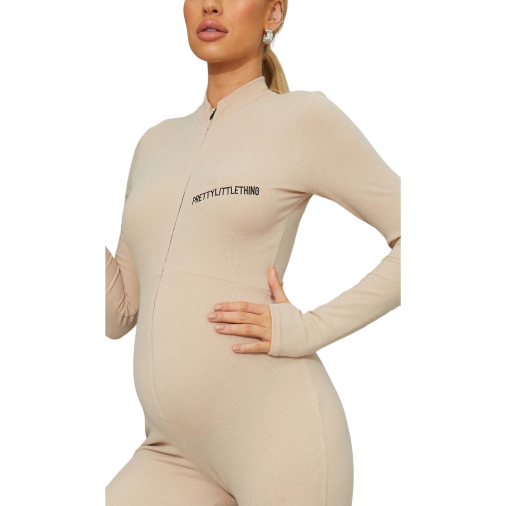 PrettyLittleThing Maternity Ribbed Zip Front Long Sleeve Jumpsuit Beige US 10 - Picture 7 of 12
